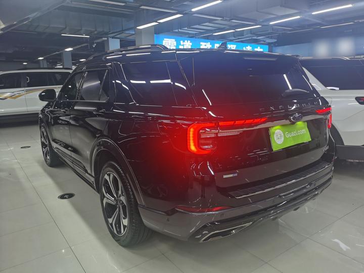 Explorer 2023 EcoBoost 285 AWD ST-LINE 7-Seater photo 4