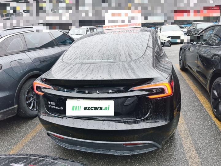 Model 3 2023 RWD photo 5