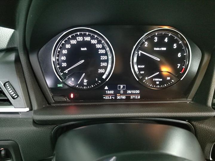 2 Series Wagon 2018 218i Leading photo 7