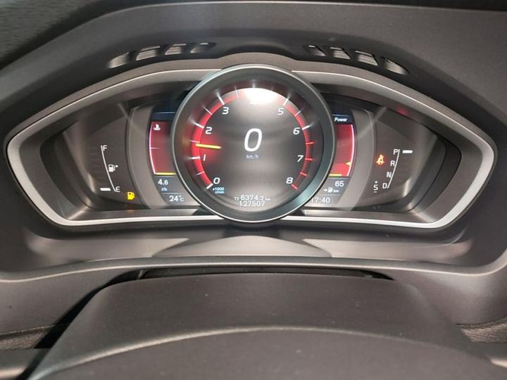 V40 2016 T3 photo 7