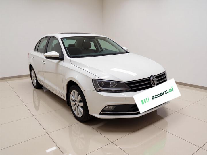 Sagitar 2015 230TSI AT Comfort photo 3