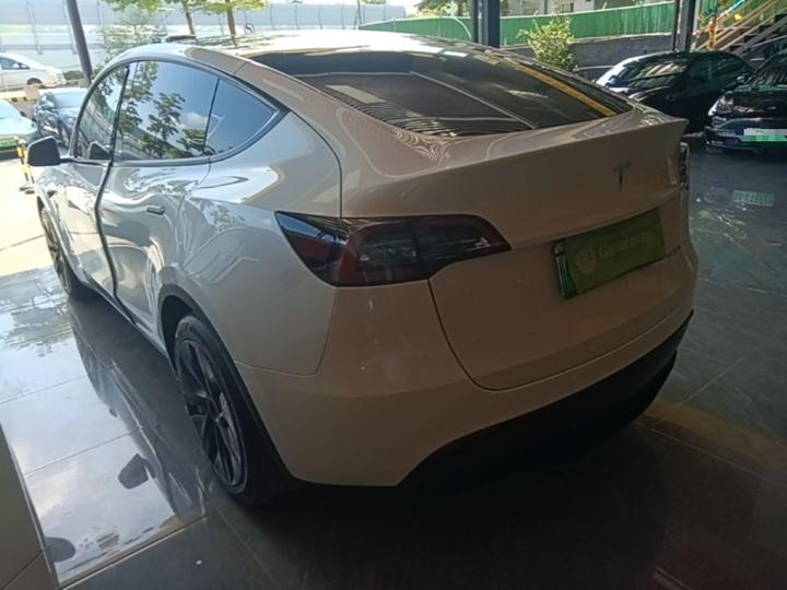Model Y 2021 Standard Range RWD photo 4