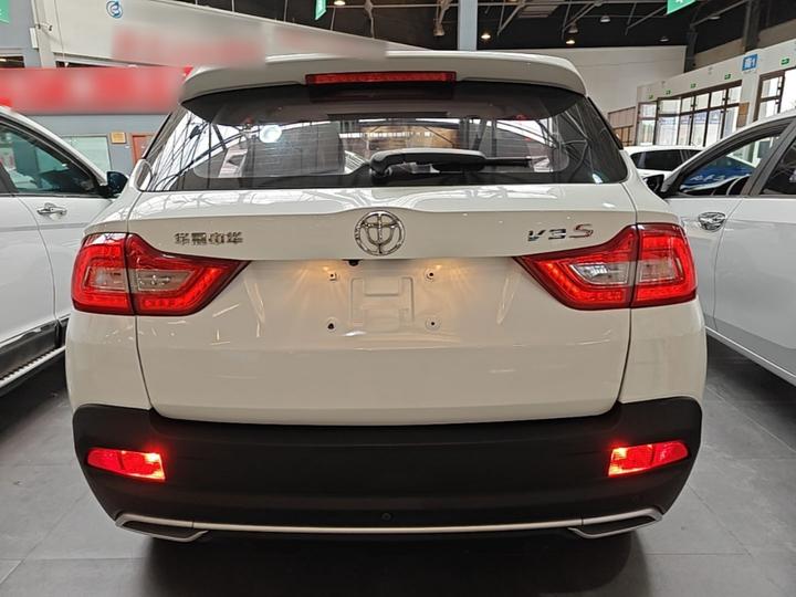 Zhonghua V3 2017 1.5T AT Flagship photo 3