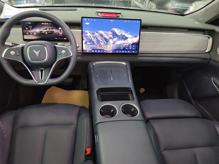 Voyah 2025 AWD Qiankun photo 5