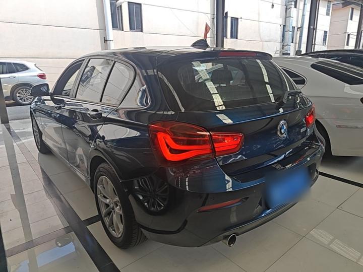 1 Series Imported 2016 118i Leading photo 4