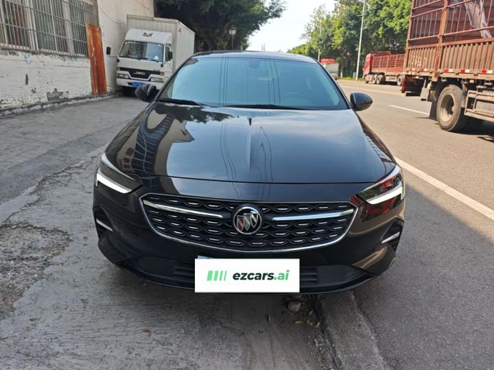 Regal 2023 552T Smart photo 2