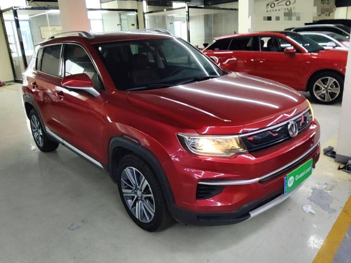 CS35PLUS 2019 1.4T DCT photo 3