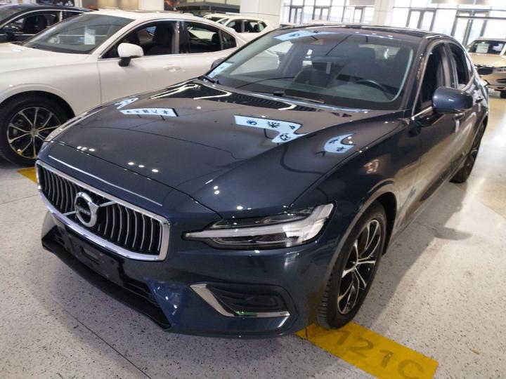 S60 2021 T4 Luxury