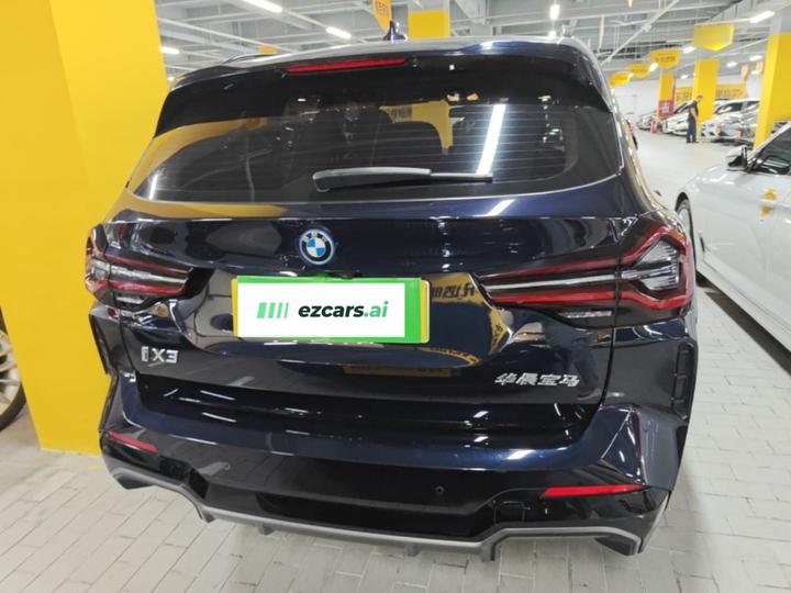 iX3 2022 Facelift Leading photo 5