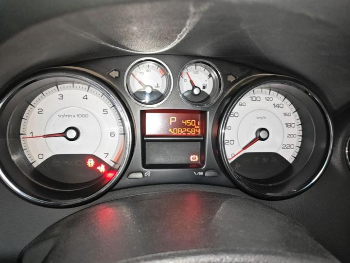 408 2013 2.0L AT Comfort photo 7