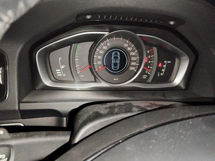 V60 2014 T5 photo 4