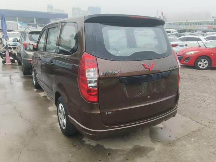 Wuling Hongguang 2015 1.2L S Base IV photo 4