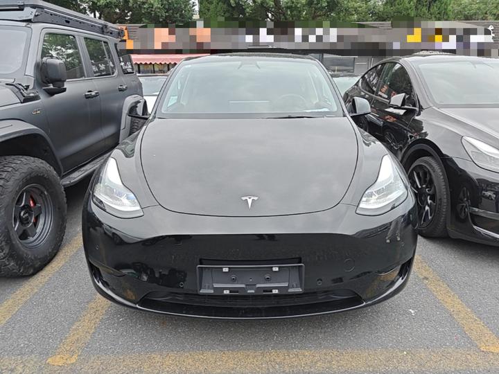 Model Y 2022 RWD photo 2