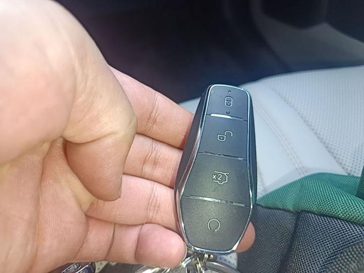 Song PLUS EV 2023 Champion DM-i 150KM Flagship PLUS photo 8