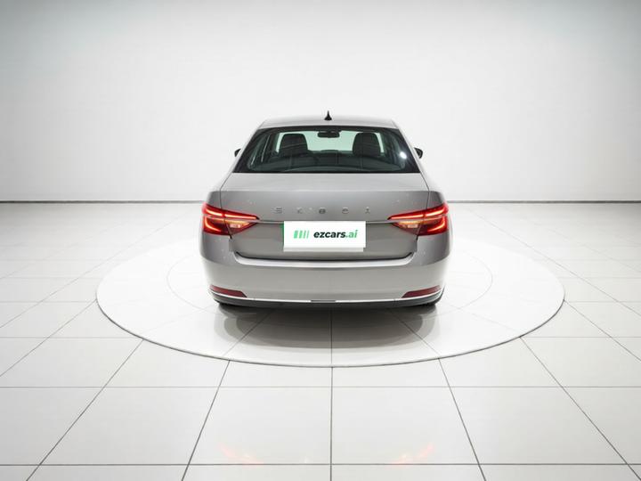 Superb 2024 TSI280 DSG Exclusive photo 3