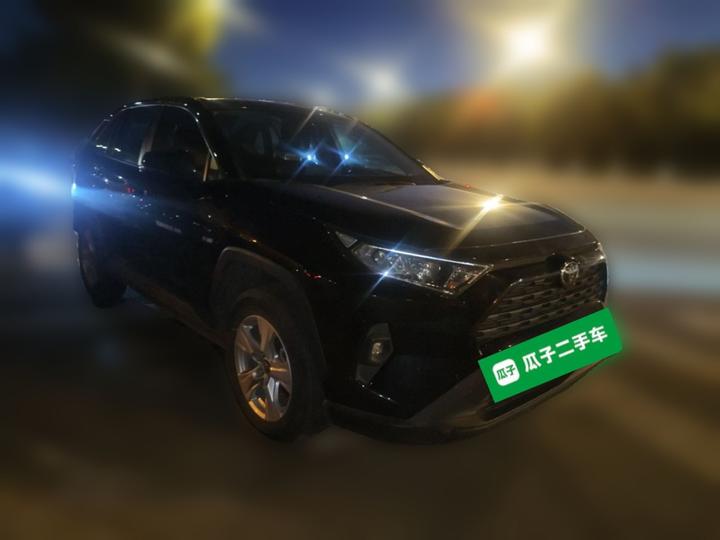 RAV4 2023 2.0L CVT RWD photo 3