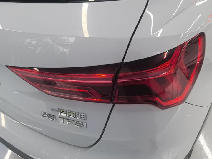Q3 2019 35 TFSI Progressive photo 7
