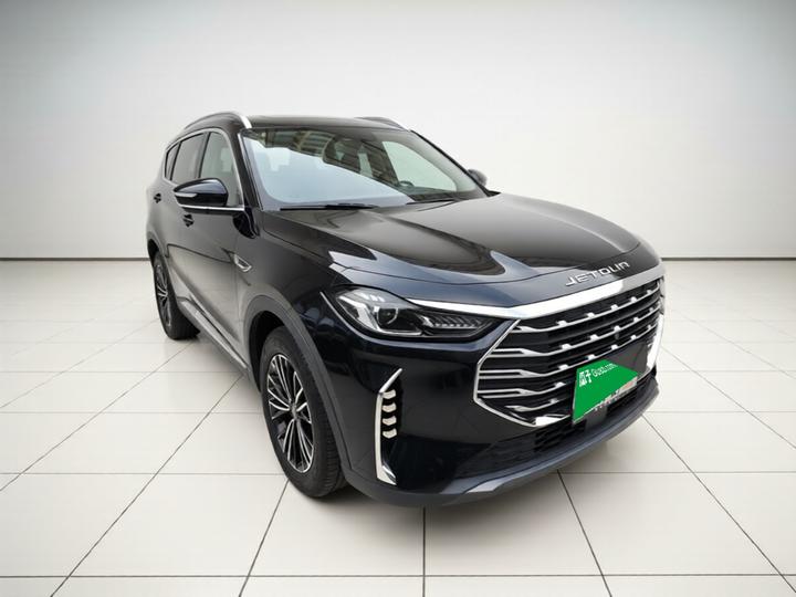 X70 PLUS 2021 Facelift 1.5T DCTPRO 5-Seater photo 3