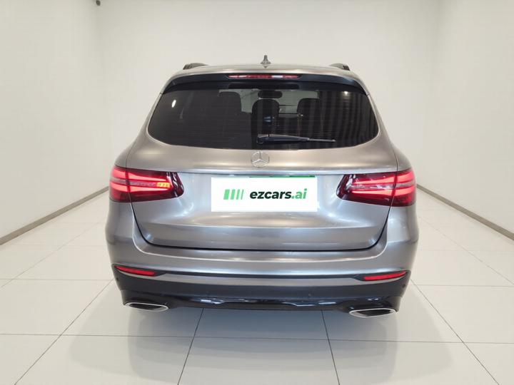 GLC 2016 GLC 200 4MATIC photo 3