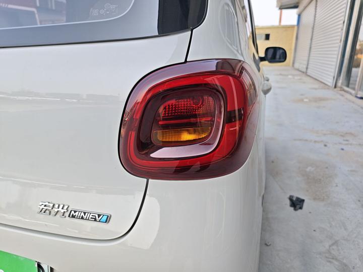 Hongguang MINIEV 2025 4th Gen 4-Door Advanced photo 7