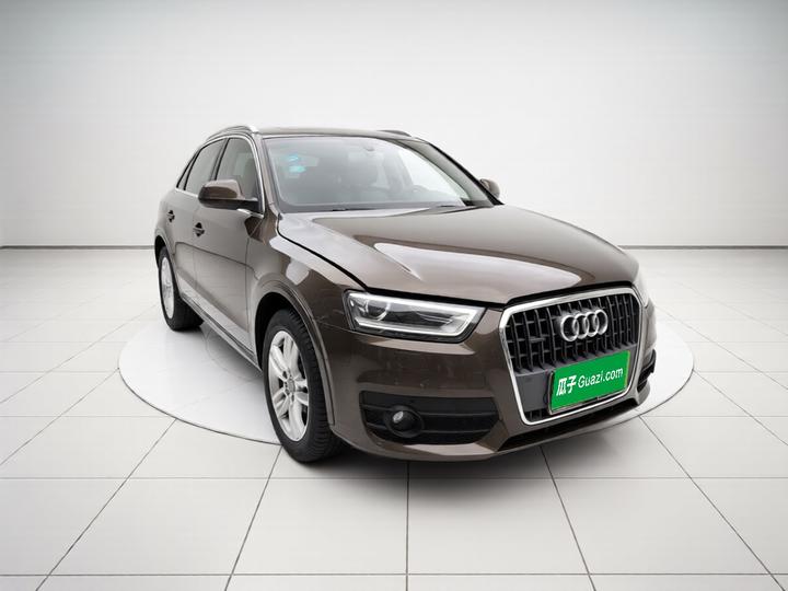 Q3 2015 35 TFSI quattro Tech photo 3