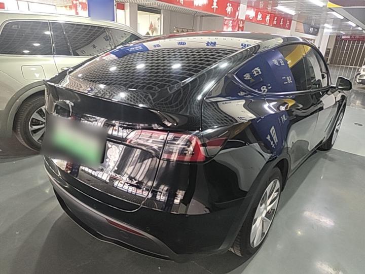 Model Y 2022 Facelift RWD photo 4