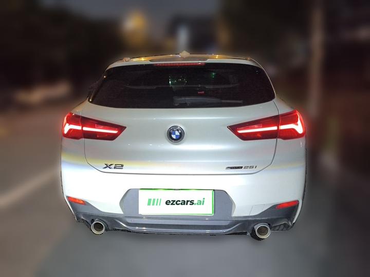 X2 2021 sDrive25i Leading M Sport Package photo 5