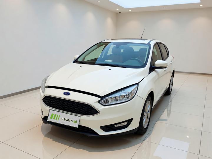 Focus 2018 Hatchback Classic 1.6L AT Fashion