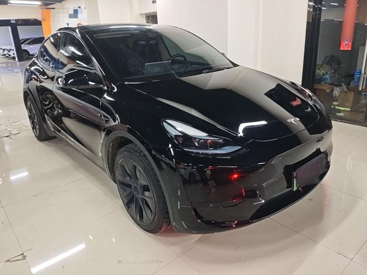Model Y 2023 RWD photo 3
