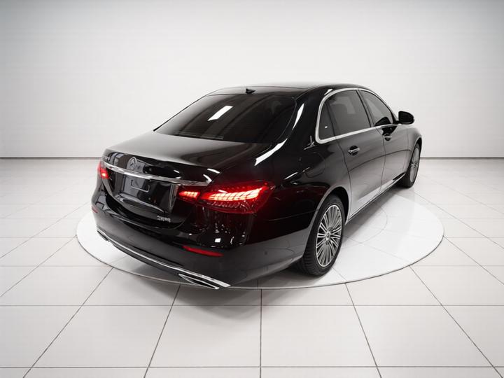 E-Class 2023 E 300 L Fashion photo 6