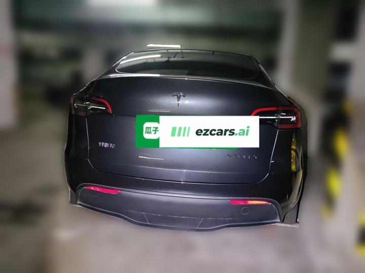 Model Y 2024 RWD photo 5