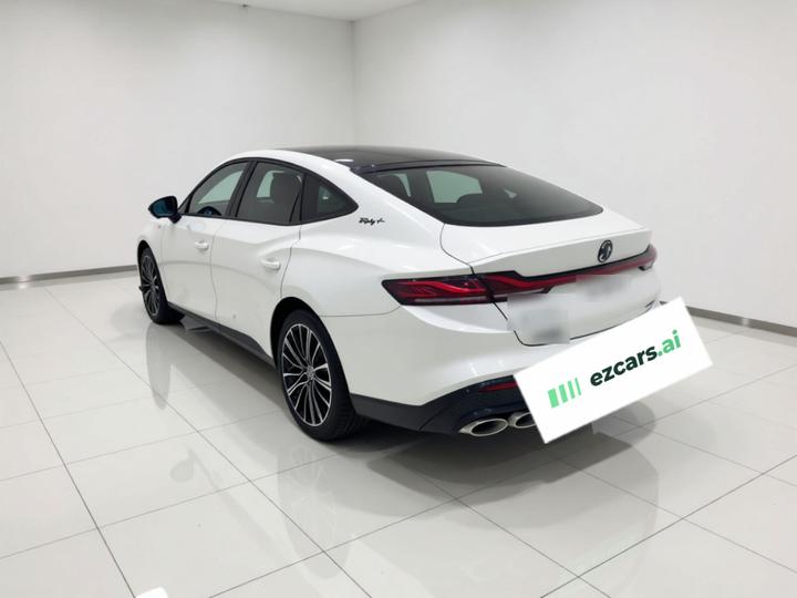 MG7 2023 2.0T AT photo 4