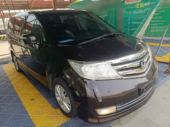 Elysion 2012 2.4L VTi Comfort photo 3