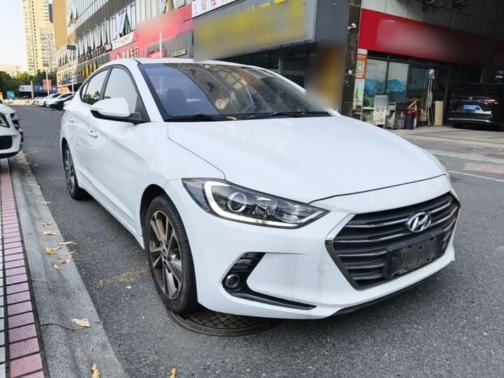 Elantra 2016 1.6L AT Smart Elite photo 3