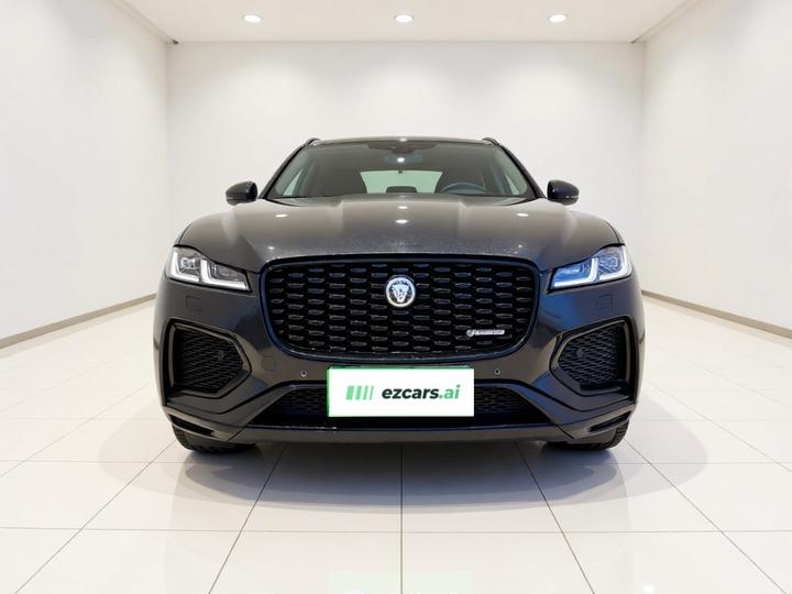 F-PACE 2024 P250 R-Dynamic SE photo 2
