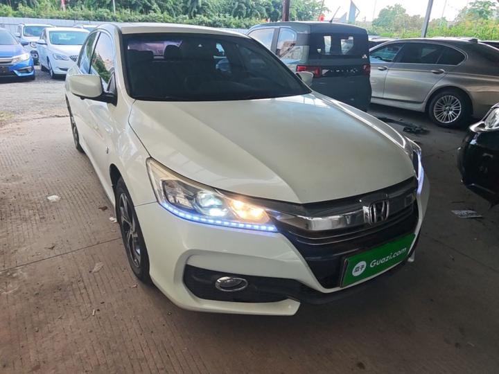 Accord 2016 2.0L Comfort photo 3