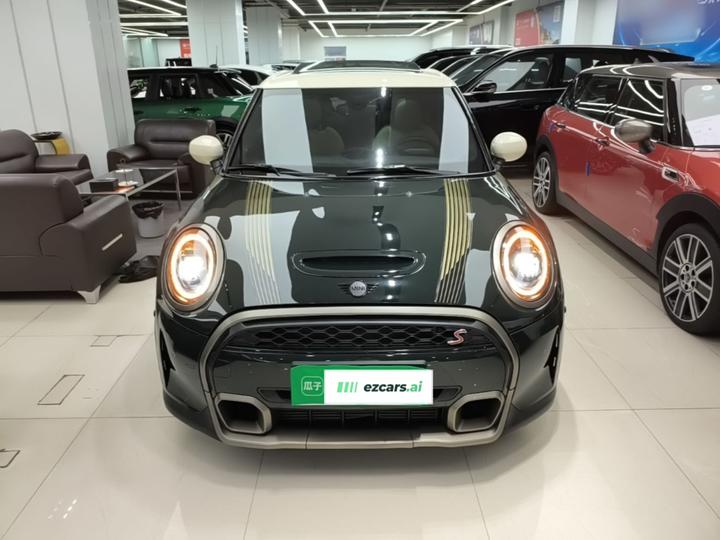 2022 2.0T COOPER S Special 5-Door photo 2