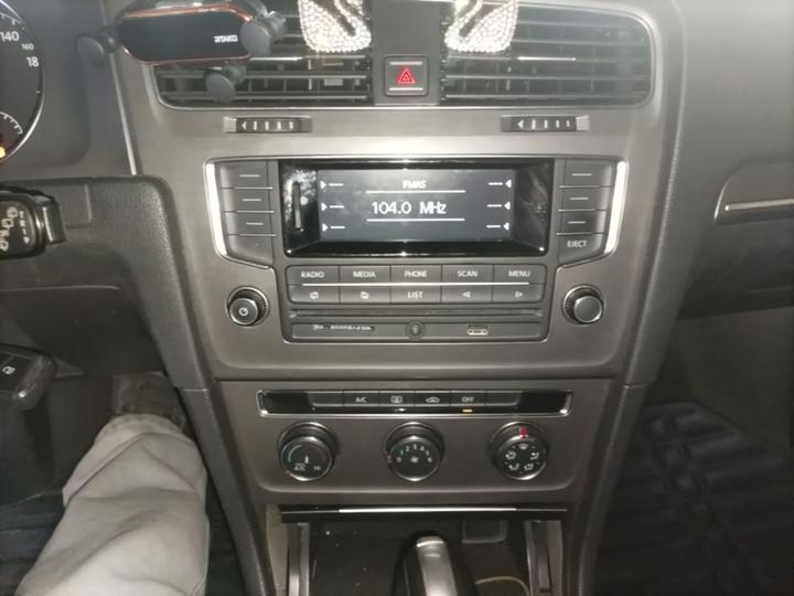 Golf 2015 1.6L AT Comfort photo 4