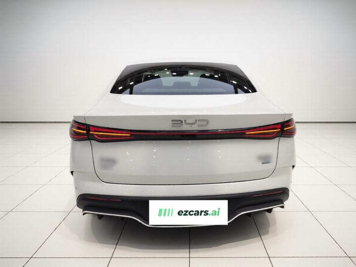 Seal 06 EV 2025 DM-i ADAS 120KM Exclusive photo 3