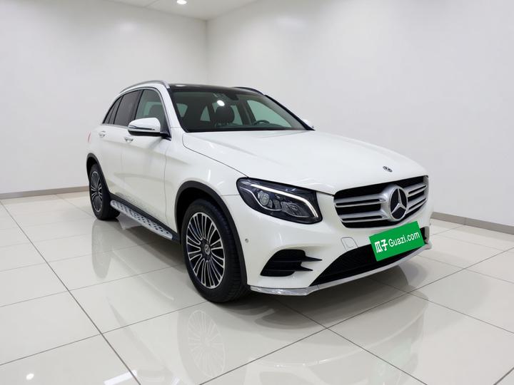 GLC 2019 GLC 260 4MATIC Dynamic photo 3