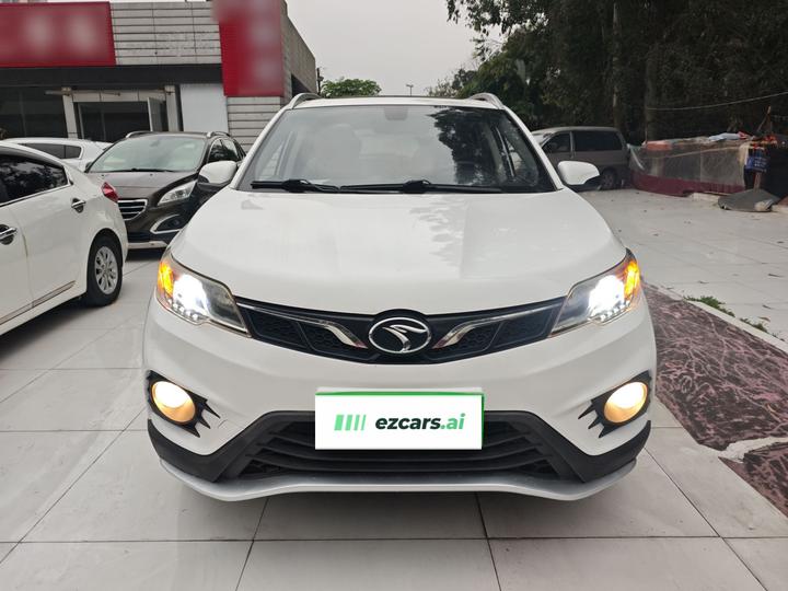 DX3 2016 1.5L MT Premium photo 2
