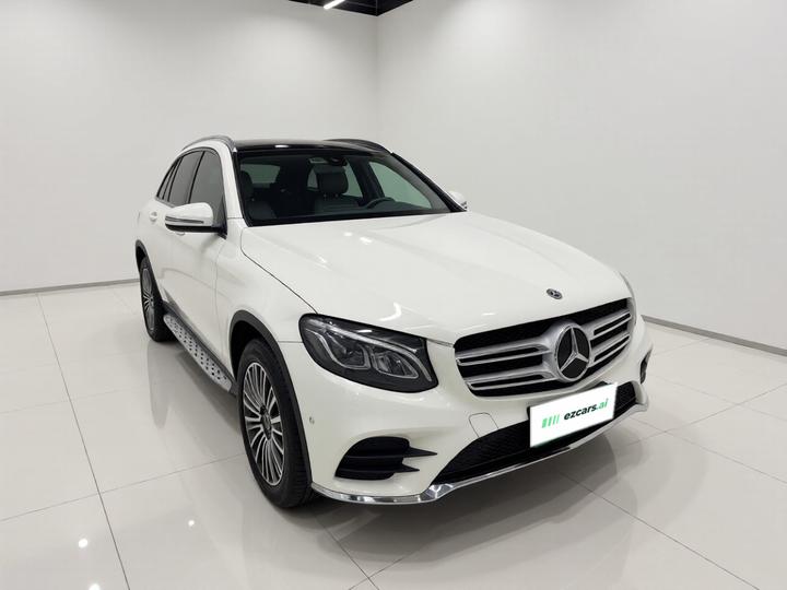 GLC 2017 GLC 260 4MATIC Dynamic photo 3