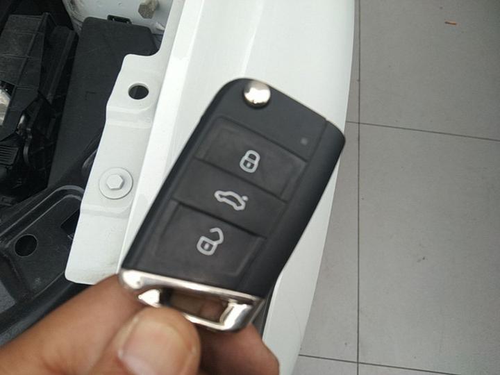 Tharu 2026 300TSI photo 8