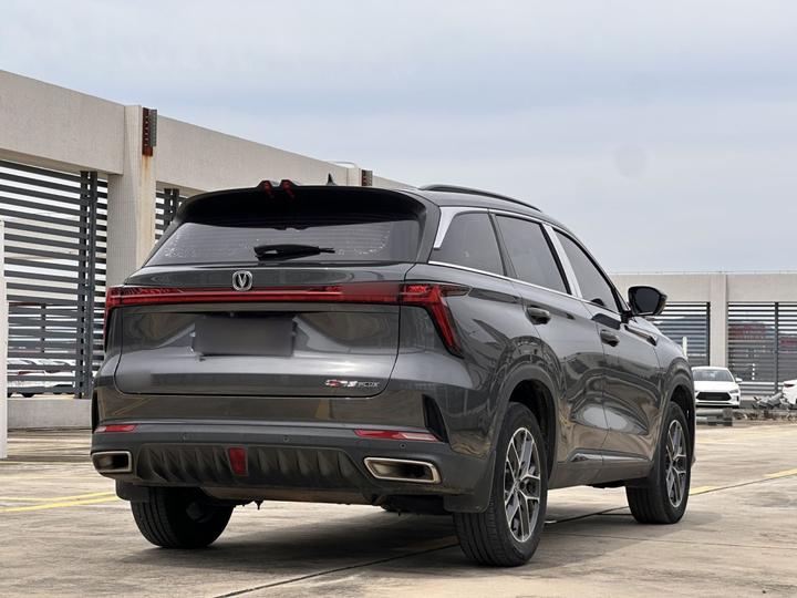 CS75 PLUS 2022 2nd Gen 1.5T AT Premium photo 4
