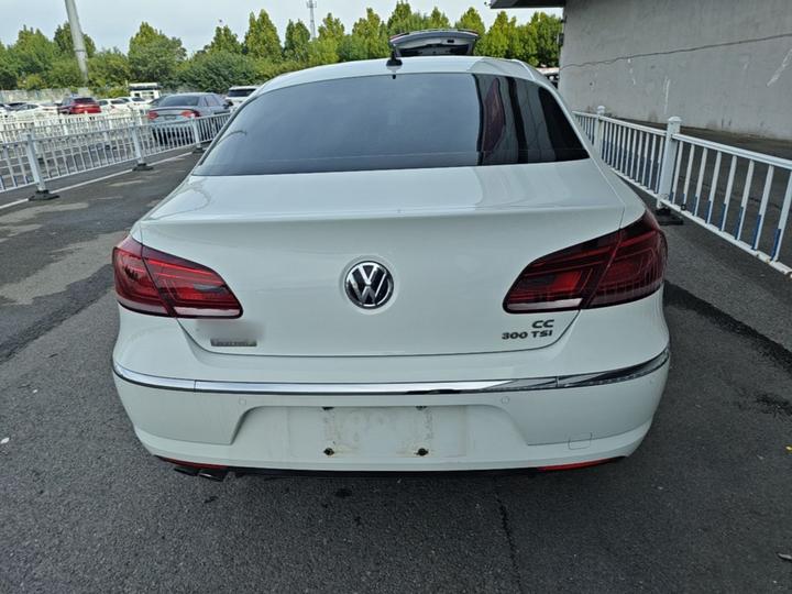 FAW-Volkswagen CC 2016 1.8TSI Luxury photo 5