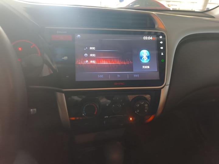 2015 1.5L CVT Comfort photo 8