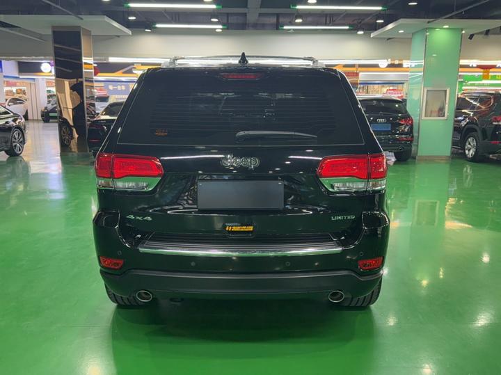 Grand Cherokee Imported 2017 3.0L Elite photo 5