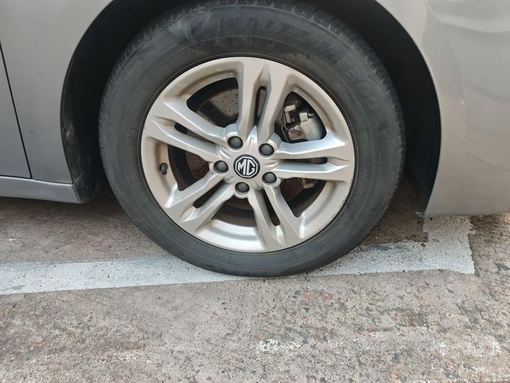 6 EV 2020 1.5T Hybrid photo 8