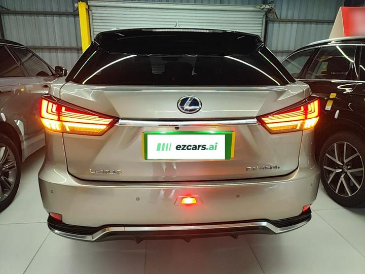 RX 2020 Facelift 450h AWD Elegant photo 3