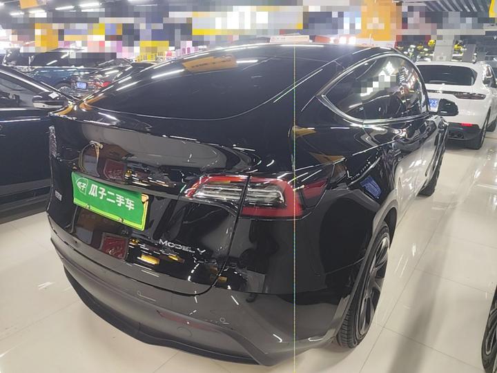 Model Y 2022 Facelift RWD photo 4